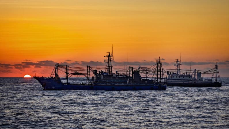 Régimen chino vertió sustancias químicas tóxicas en el mar de la China Meridional, según Manila