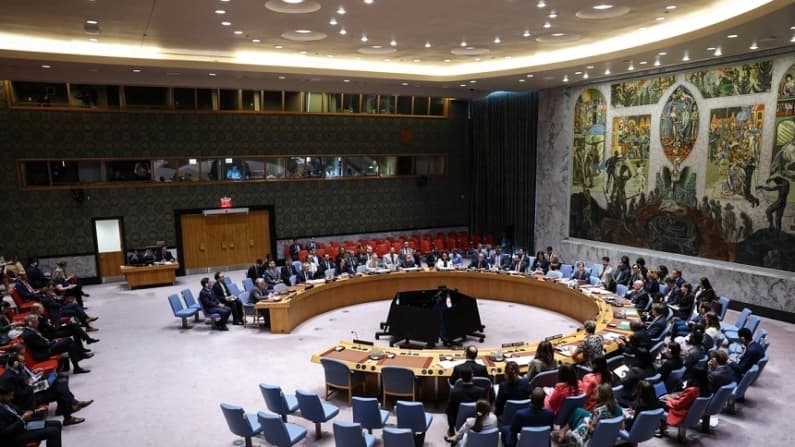 EE. UU. propone resolución del Consejo de Seguridad de la ONU para reabrir el estrecho de Ormuz