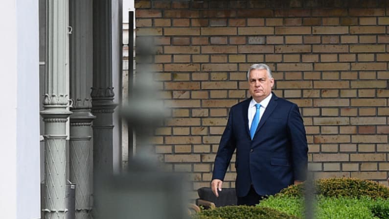 Orbán reconoce derrota tras 16 años y Magyar logra supermayoría en Hungría