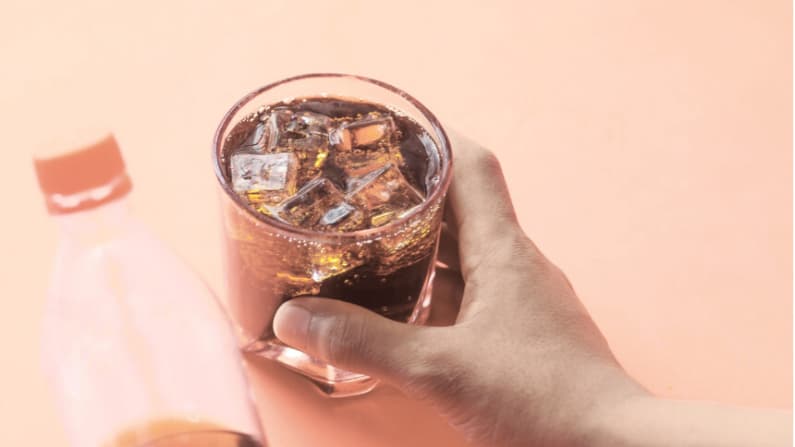 Lo que los refrescos dietéticos le hacen a su cerebro