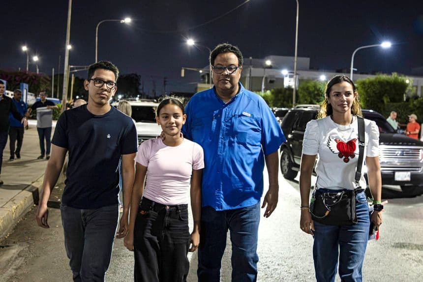 Justicia venezolana otorga libertad condicional al exalcalde opositor Rafael Ramírez