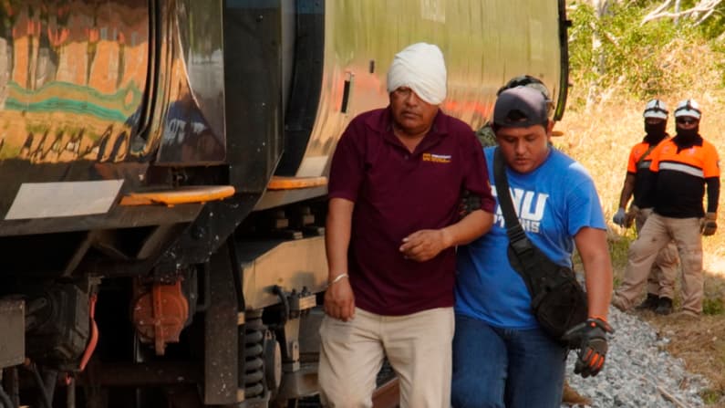 Cierra jueza el caso del descarrilamiento en el sur y ordena liberar a dos acusados