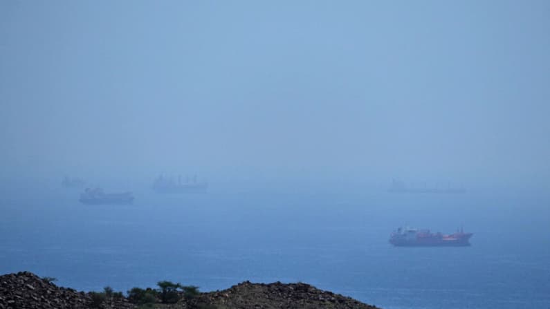 Trump ordena a la Armada de EE. UU. "disparar y matar" a los barcos que ponen minas en el estrecho de Ormuz