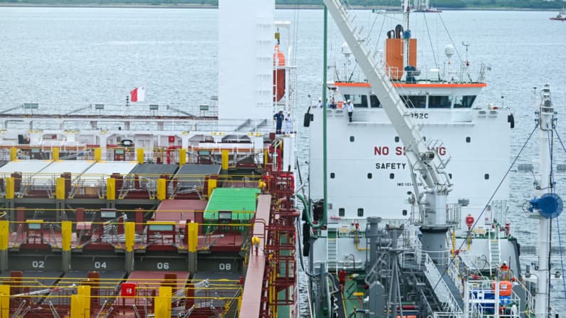 México inicia construcción de planta de metanol bajo en emisiones, será la más grande del mundo