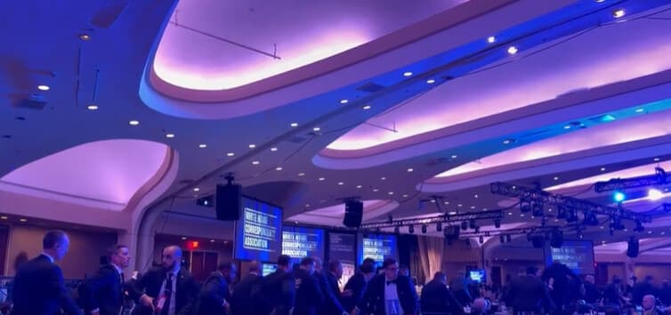 Cómo se vivió el ambiente en el salón de baile durante la cena de corresponsales de la Casa Blanca