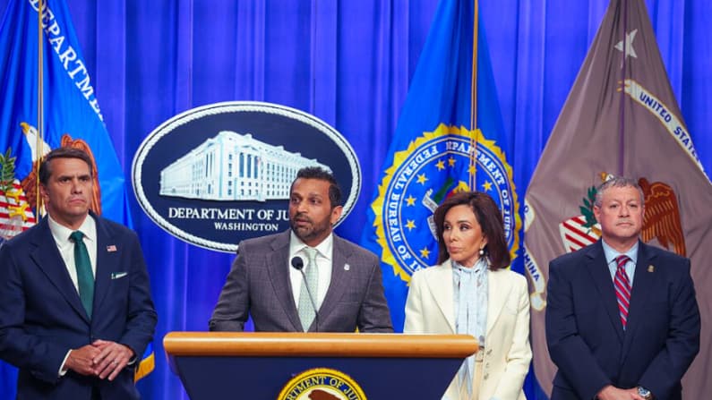 Sospechoso por ataque en gala de periodistas en Washington enfrentará nuevas acusaciones