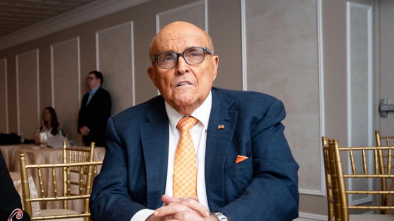 Hospitalizan en estado crítico al exalcalde de Nueva York, Rudy Giuliani, según un portavoz