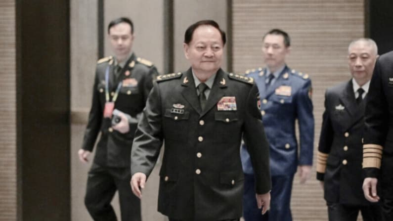 General chino purgado mantiene cargos clave sobre el papel en medio de luchas internas del PCCh