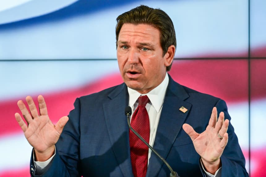 Florida prohíbe a inmigrantes ilegales matricularse en colegios universitarios y programas para adultos