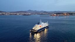 Dos canadienses regresan a Ontario tras abandonar crucero con hantavirus