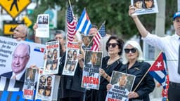 EE. UU. busca revocar la ciudadanía al exembajador Víctor Rocha condenado en caso de espionaje para Cuba