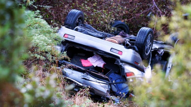Niña de 5 años es encontrada viva 30 horas después del accidente que cobró la vida de sus padres