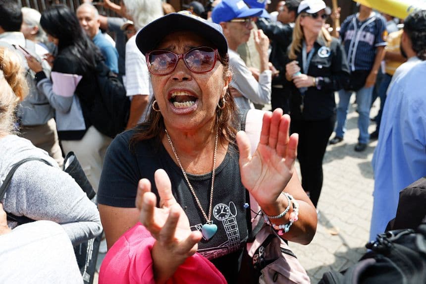Profesores reiteran llamado a un paro de 24 horas de universidades públicas en Venezuela