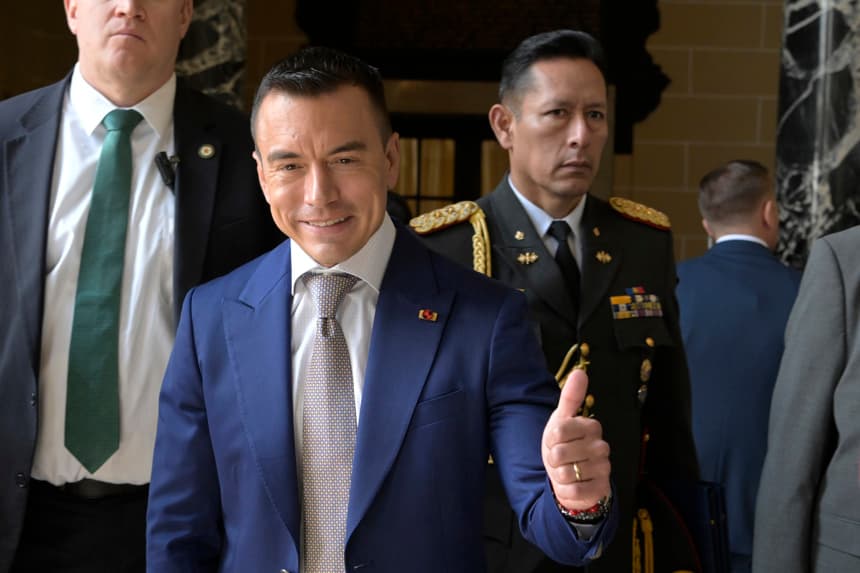 Presidente de Ecuador aborda inversiones con el BID al final de su viaje en EE. UU.