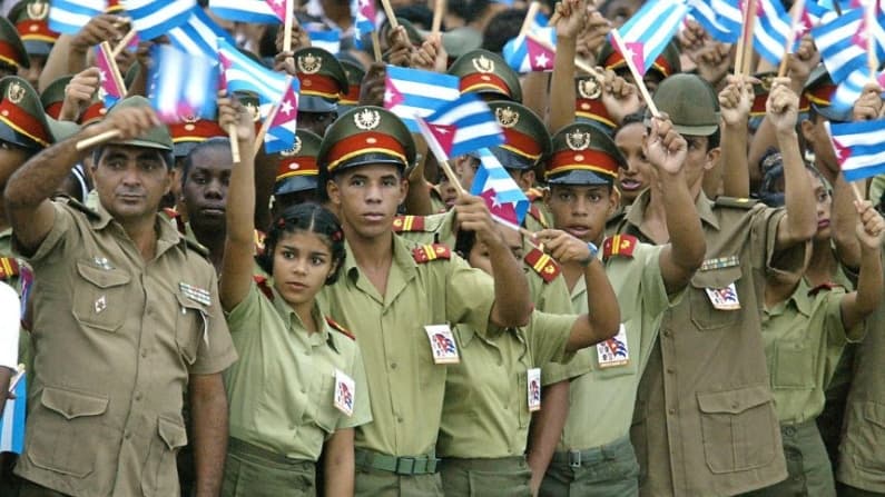 Exgeneral cubano pide a los militares de la isla no derramar sangre por GAESA y los Castro