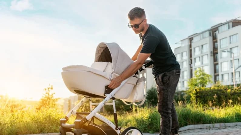 Padres dicen que la presión económica les impide ser los padres que desean ser