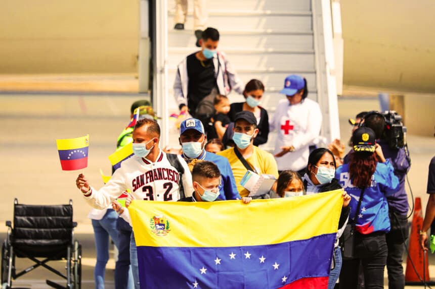 Unos 28,000 migrantes volvieron a Venezuela, según el gobierno