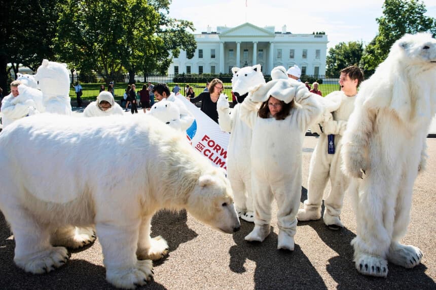 Países y sectores están siguiendo el ejemplo de Trump al rechazar el alarmismo climático
