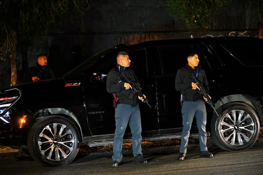 Autoridades peruanas capturan a presuntos extorsionadores ligados a Los Lobos