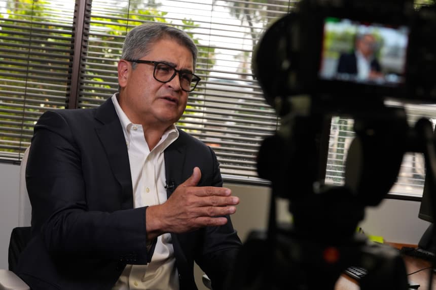 Expresidente hondureño niega formar parte de acciones contra México y Colombia