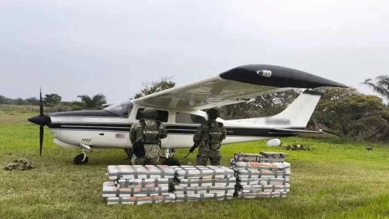 EE. UU. coordina intercepción de aeronave con más de 600 kg de cocaína e incautan la droga en México