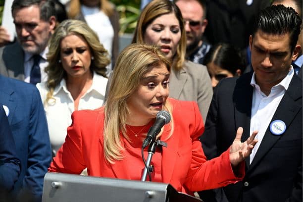 Diputados de Morena solicitan juicio político contra la gobernadora de Chihuahua