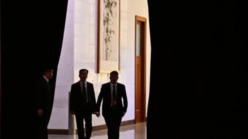 Campaña anticorrupción de China sigue sacando a la luz decenas de miles de casos cada mes