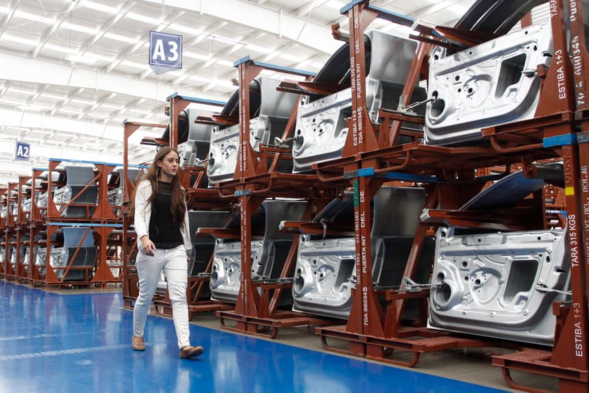 Industria automotriz pide eliminar tarifas de EE. UU. en renegociación del T-MEC