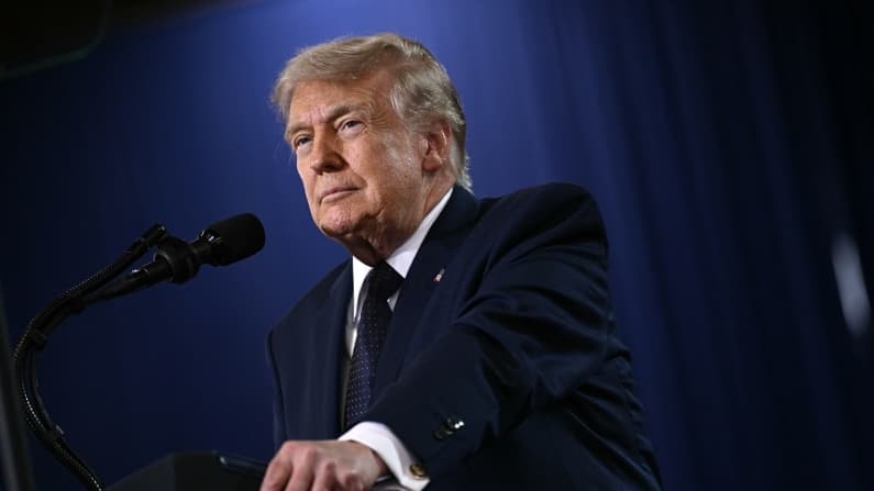 Trump goza de "una salud excelente", dice su médico