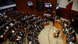 Senador Inzunza no acude a sesión del Senado; pidió licencia tras señalamientos del DOJ