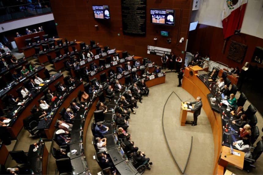 Sesión celebrada en el Senado de la República en Ciudad de México el 1 de septiembre de 2025. (RODRIGO OROPEZA/AFP vía Getty Images)