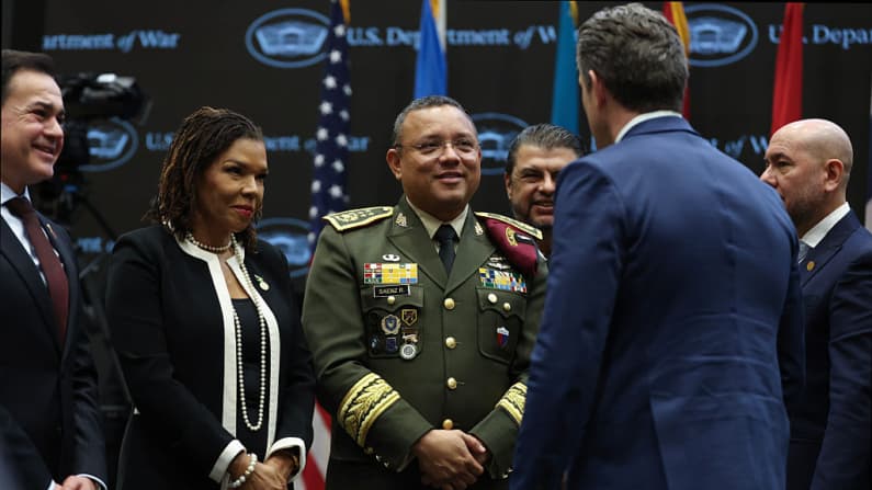 Ministro de Defensa de Guatemala ratifica que no habrán maniobras militares de EE. UU.