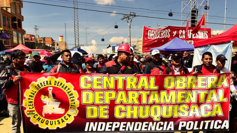 Sin respuesta sindical, Bolivia retrasa el inicio del diálogo nacional