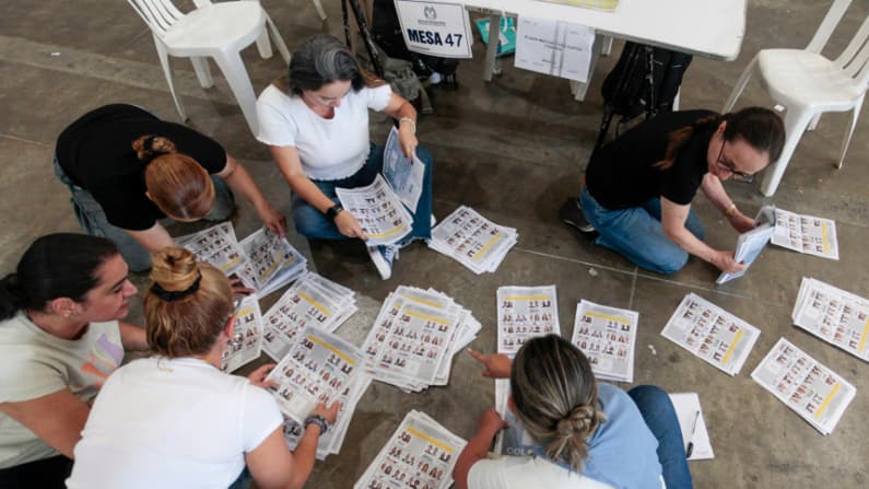 Gobierno de EE. UU. apoya el derecho de Colombia a elegir a su próximo mandatario