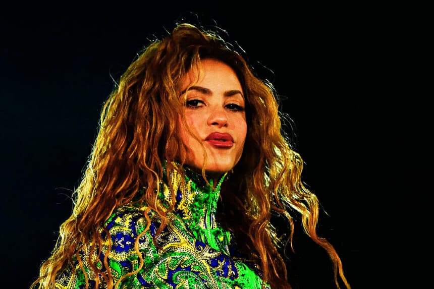 La cantante colombiana Shakira actúa durante un concierto, en Río de Janeiro (Brasil), el 2 de mayo de 2026. (Pablo PORCIUNCULA / AFP vía Getty Images)
