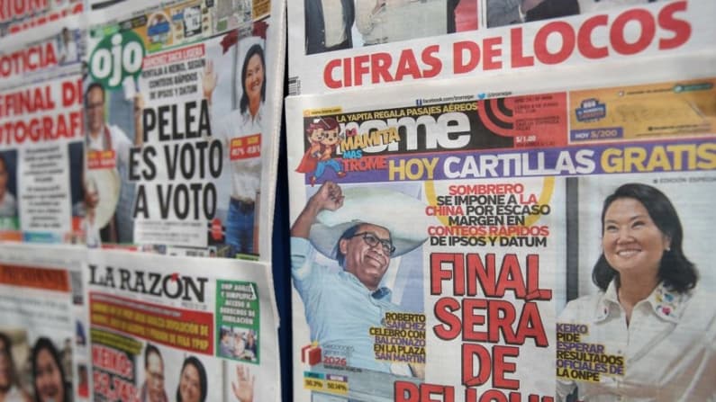 Sánchez mantiene mínima ventaja del 0.25 % de votos sobre Fujimori mientras ingresan votos del extranjero