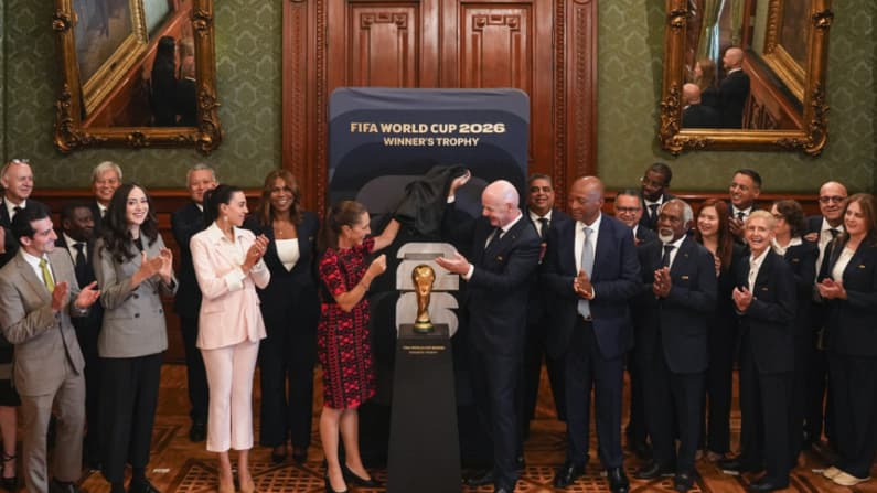 Sheinbaum recibe a Infantino en Palacio Nacional antes de la inauguración