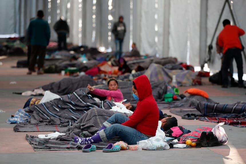 Detenciones de migrantes en EE. UU. y México caen 67 % frente a 2025