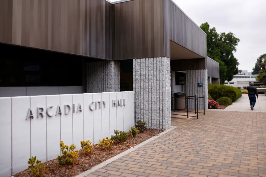 Administración Municipal de Arcadia, California, el 13 de mayo de 2026. (Mario Tama/Getty Images).