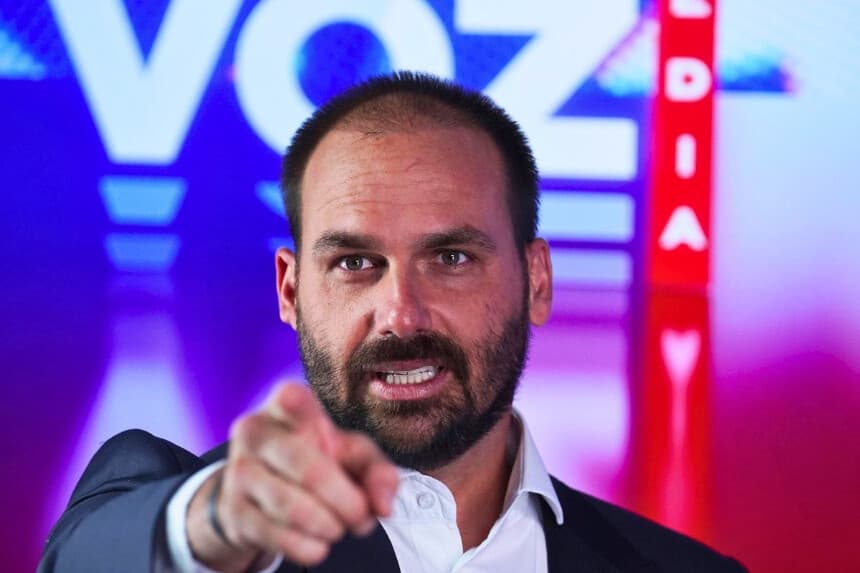 Corte brasileña condena a Eduardo Bolsonaro por pedir ayuda a EE. UU. en juicio contra su padre