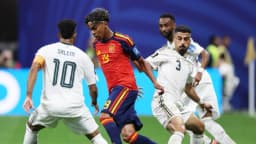 Lamine Yamal anota su primer gol del Mundial en el triunfo 4-0 de España sobre Arabia Saudita