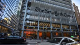 Trump vuelve a amenazar con demandar al New York Times por su cobertura sobre Irán