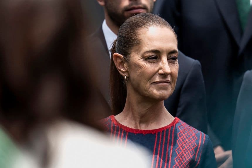 El liderazgo de Sheinbaum en jaque debido al caso de Rocha Moya, explica experto en América Latina