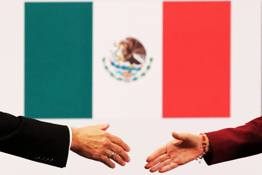 El nuevo embajador de México en EE. UU., Roberto Lazzeri, llega a Washington