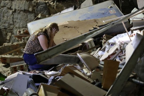 Hay fallecidos tras terremotos en Venezuela, dice alcalde de municipio caraqueño