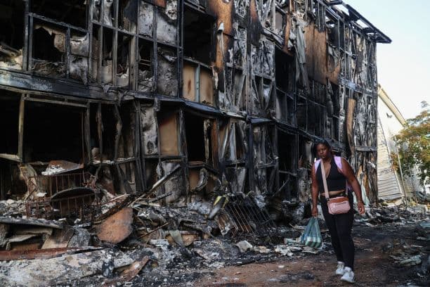 El número de muertos por el terremoto en Venezuela supera los 1400 mientras continúan las labores de rescate