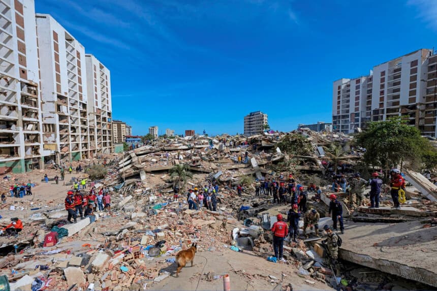 Número de muertos por terremoto en Venezuela se acerca a 1500 mientras continúan las labores de rescate