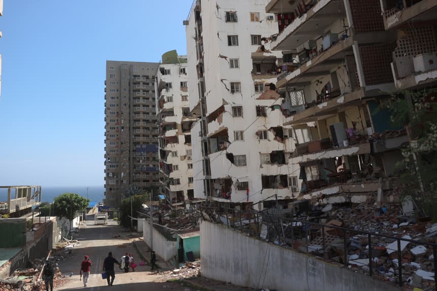 Crece a 27 el número de españoles fallecidos tras los terremotos en Venezuela