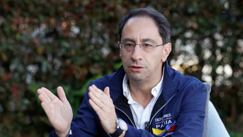 Gobierno electo de Colombia afianza lazos con Washington con la visita de su vicepresidente