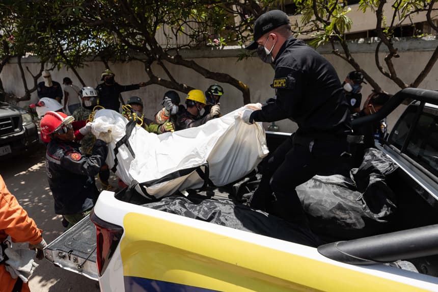 Ascienden a 16 los italianos fallecidos por el doble terremoto en Venezuela